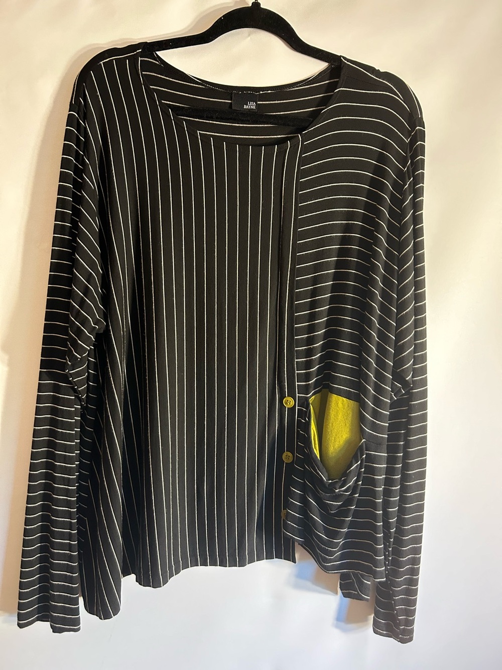 LISA BAYNE BLACK/WHITE STRIPED ASYMMETRICAL KNIT TOP PULLOVER CHARTREUSE POCKET